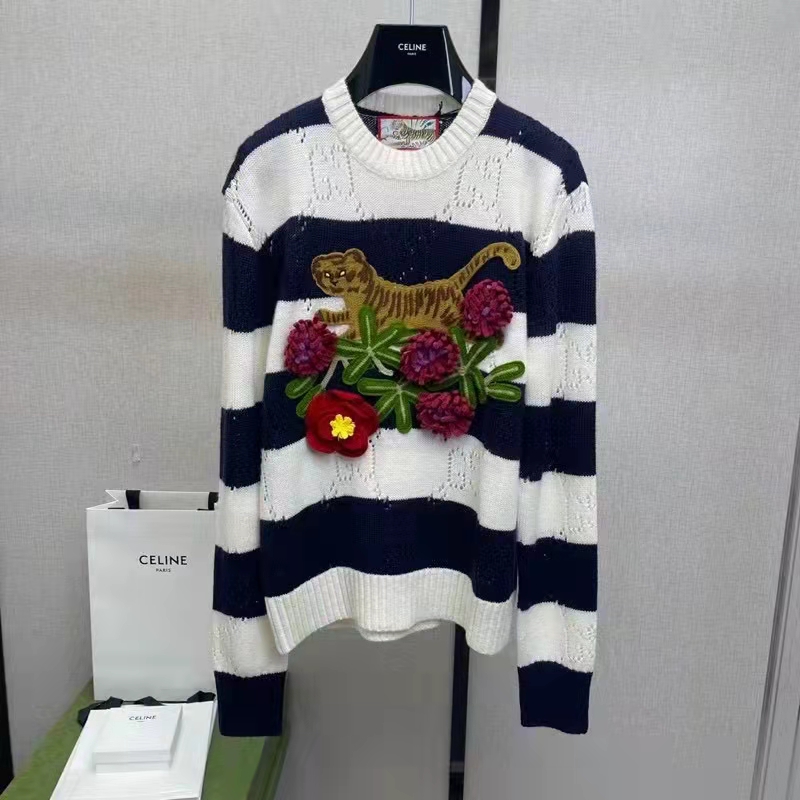 Gucci GG Women Gucci Tiger Wool Sweater Embroidery Tiger Flower Crewneck