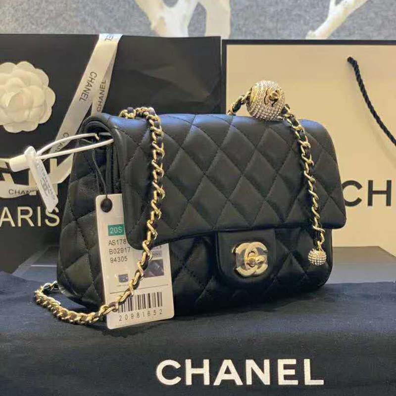 Chanel Women Flap Bag Lambskin & Gold-Tone Metal-Black