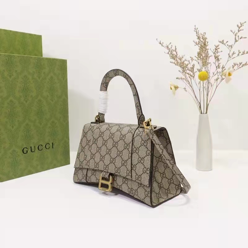 Gucci Unisex The Hacker Project Small Hourglass Bag Beige GG Supreme Canvas