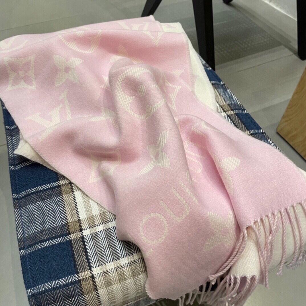 Louis Vuitton LV Women Essential Scarf Pink Wool Jacquard Weave Monogram Pattern