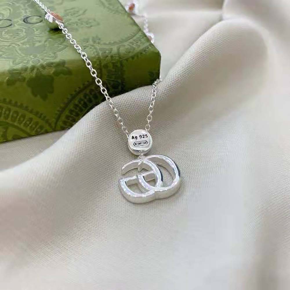 Gucci Women Double G Mother of Pearl Necklace