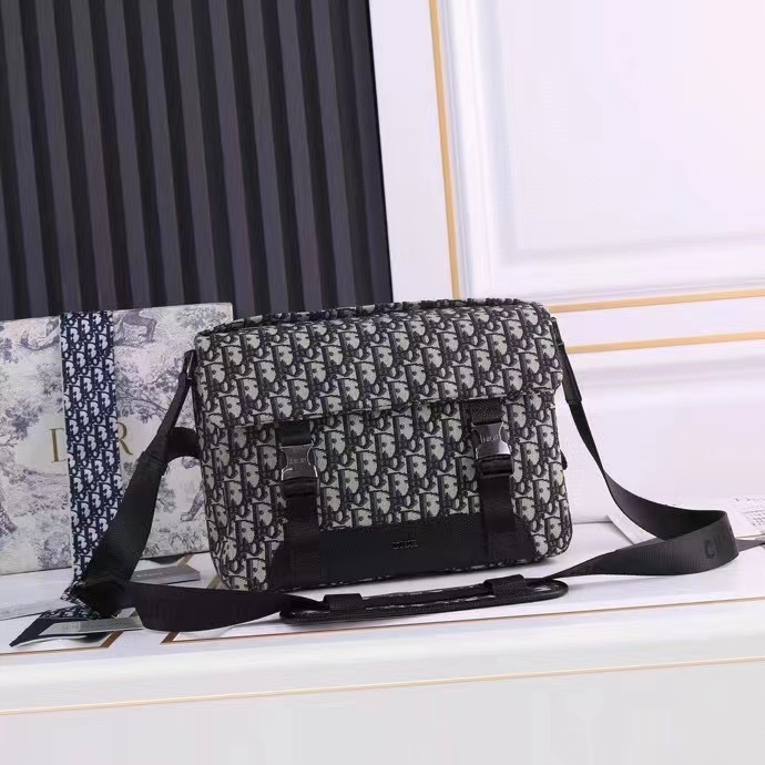 Dior Unisex CD Dior Explorer Bag Beige Black Dior Oblique Jacquard