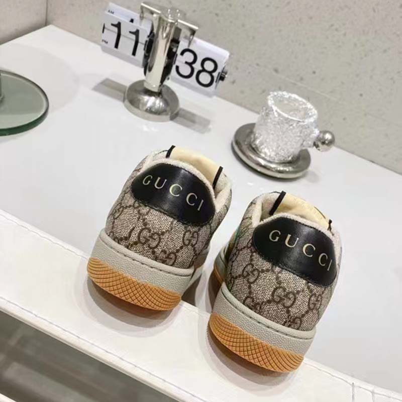 Gucci Unisex GG Screener Sneaker Beige Ebony GG Supreme Canvas Green Red Web