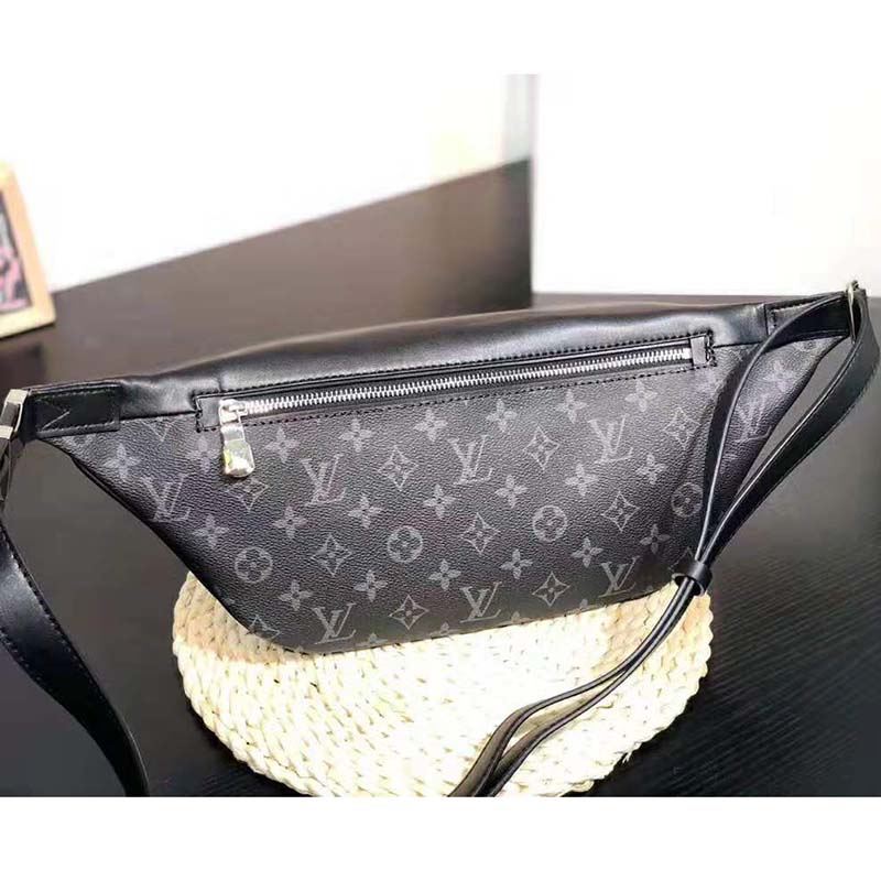 Louis Vuitton LV Men Discovery Bumbag in Monogram Eclipse Canvas-Grey