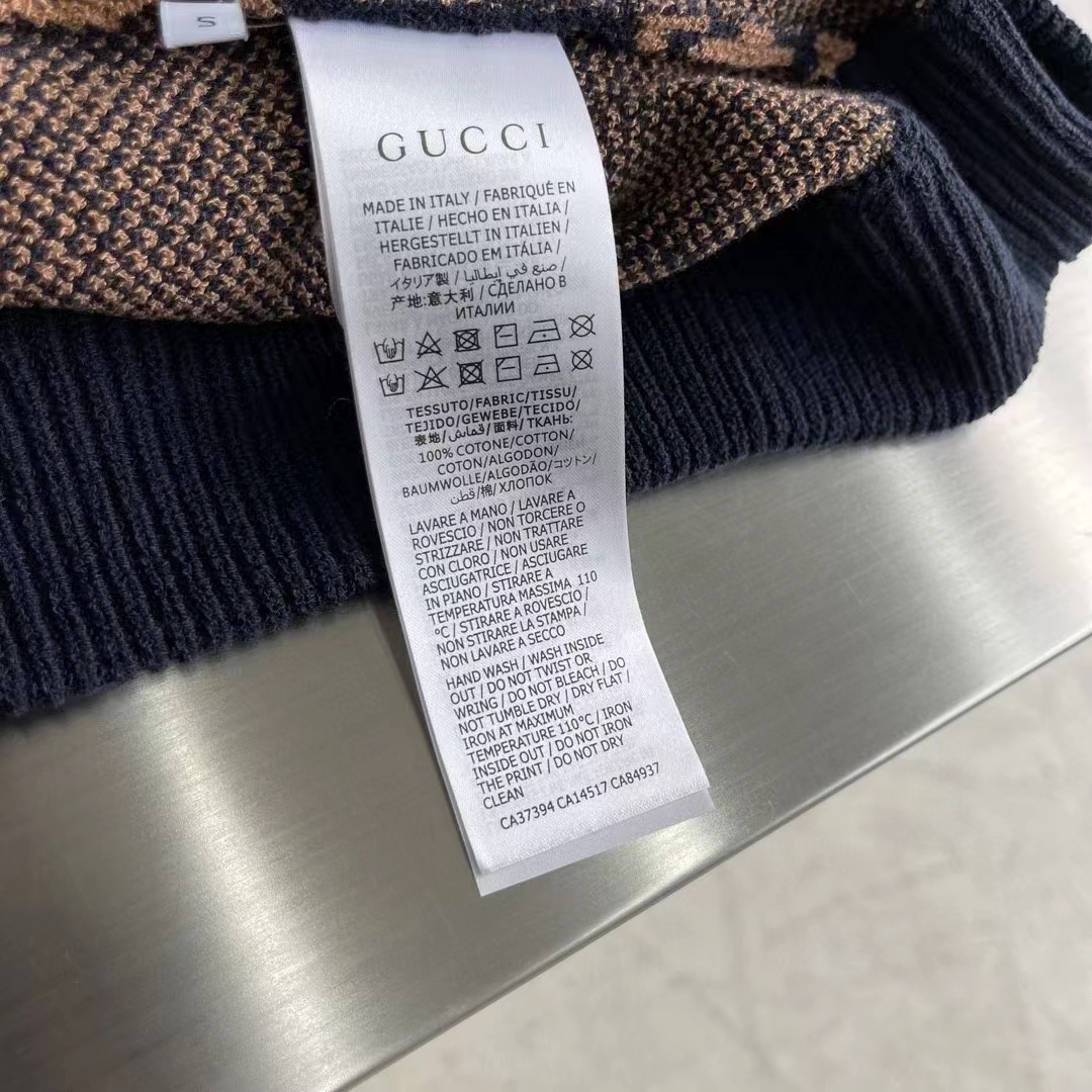 Gucci Women GG Cotton Jacquard Hooded Sweater Beige Dark Blue Dropped Shoulder Kangaroo Pocket
