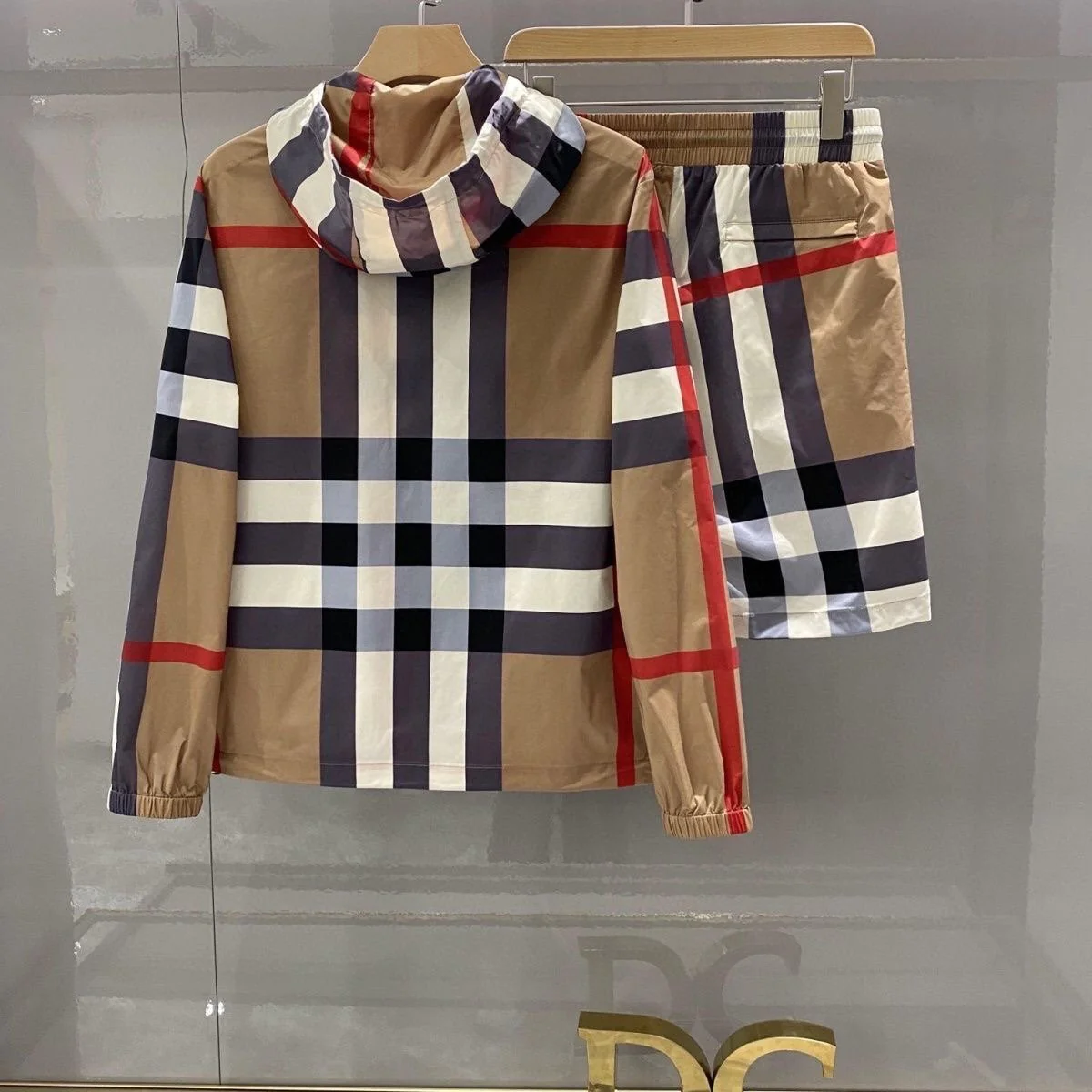 Unisex checkered printed contrasting hooded sun protection sports set 1024022021