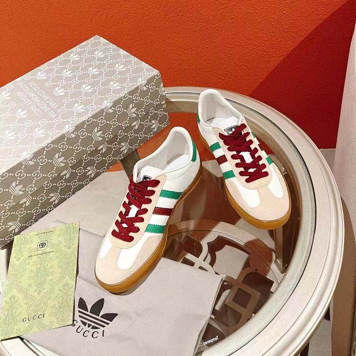 Gucci Unisex Adidas x Gucci Gazelle Sneaker White leather Oatmeal Suede Low Heel