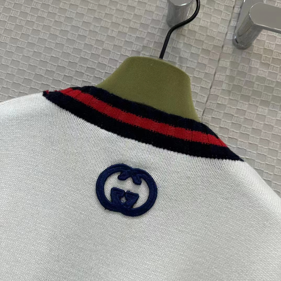 Gucci Women GG Wool Sweater Interlocking G Crewneck Web Stripe Wide Armhole Sleeveless