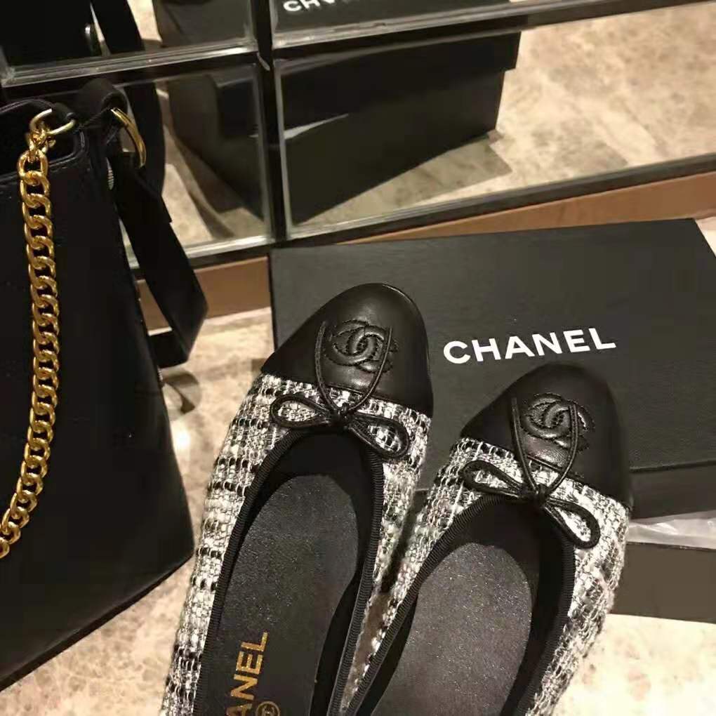 Chanel Women Ballerinas in Tweed Fabrics-Black