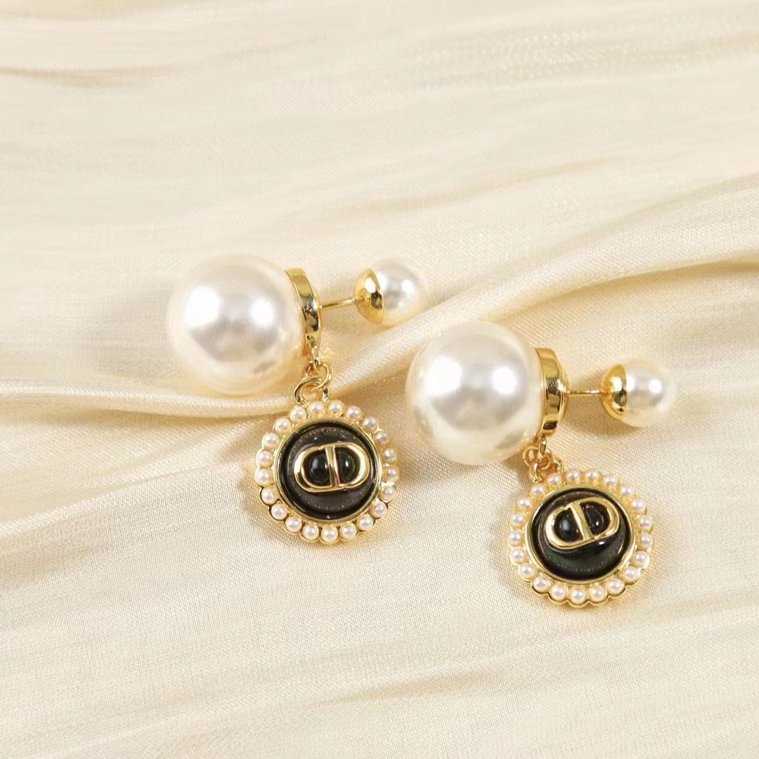 Dior Women Dior Tribales Earrings White Resin Pearls Black Glass