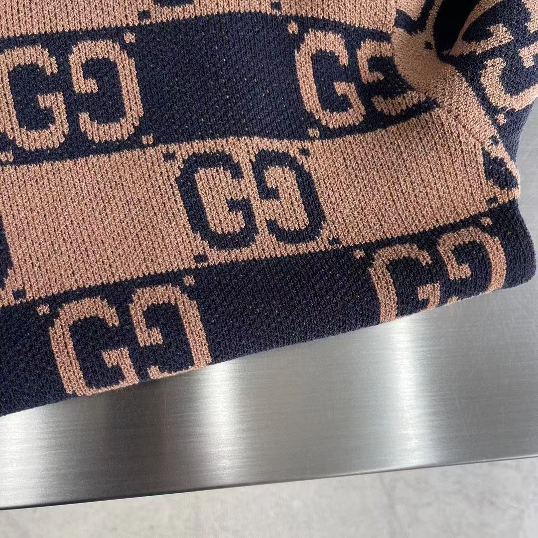 Gucci Women GG Cotton Jacquard Hooded Sweater Beige Dark Blue Dropped Shoulder Kangaroo Pocket