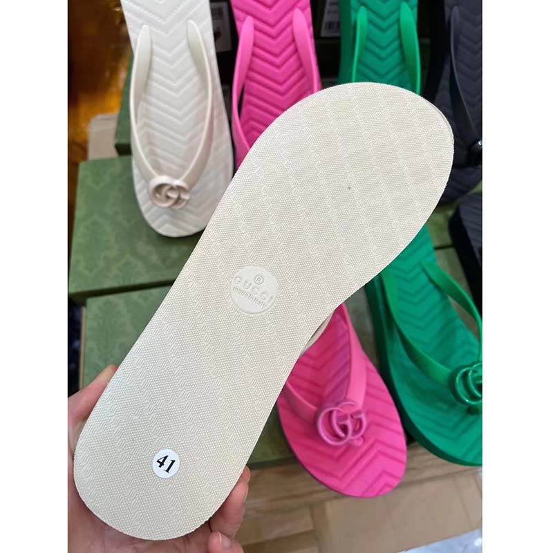 Gucci Women GG Chevron Thong Sandal White Rubber Resin Double G Flat