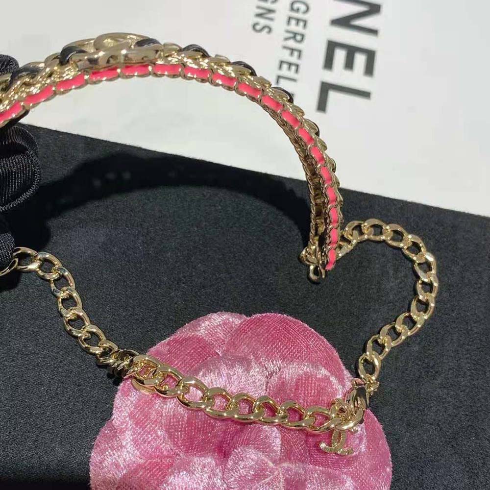 Chanel Women Choker in Metal and Calfskin