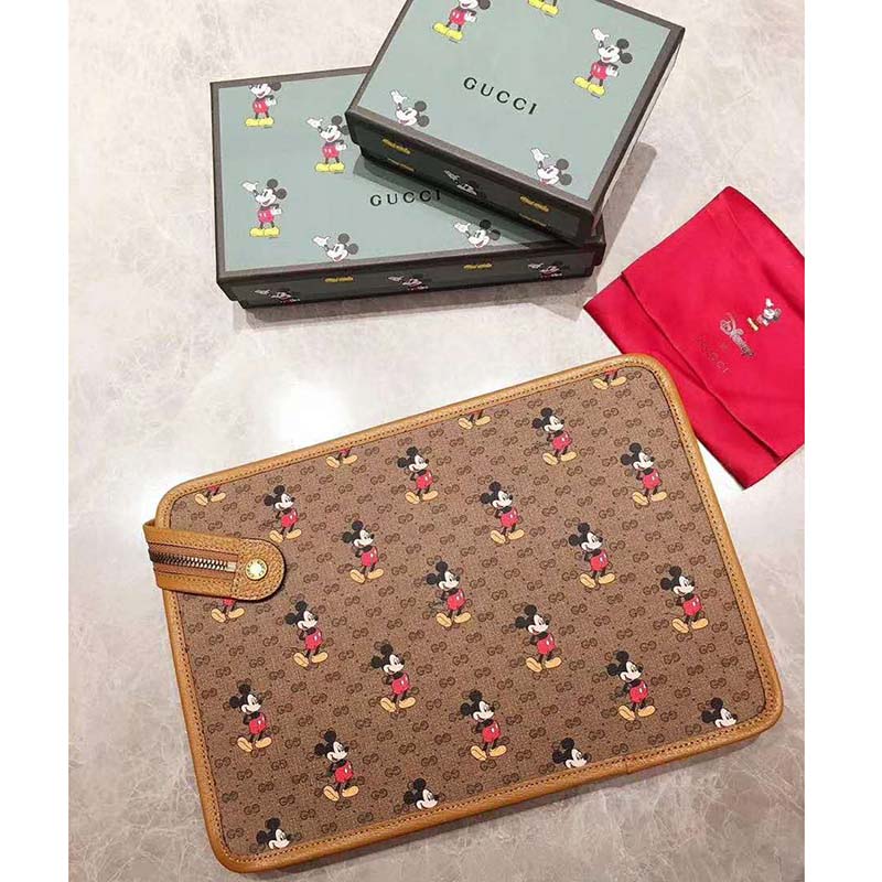 Gucci GG Unisex Disney x Gucci Pouch Mini GG Supreme Canvas