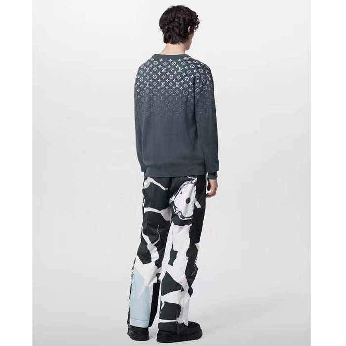 Louis Vuitton Men Gradient Cotton Crewneck Regular Fit Monogram Gradient Volcanic Ash Cotton