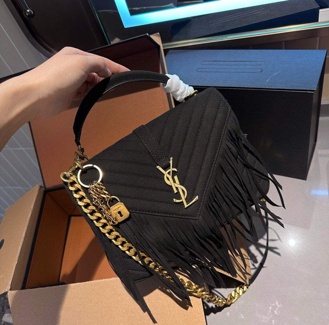 Fashion and versatile retro tassel crossbody bag 1023121324