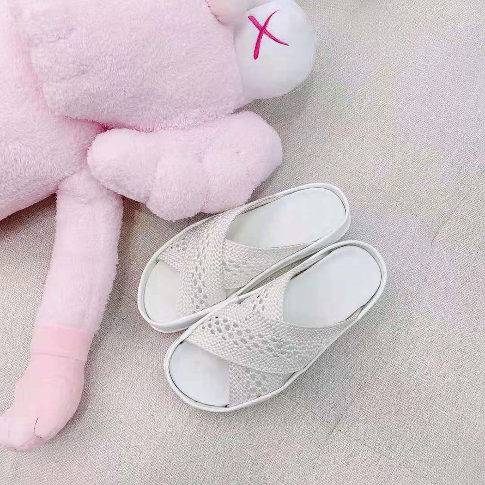 Fendi Women Reflections White Stretch Lace Slides