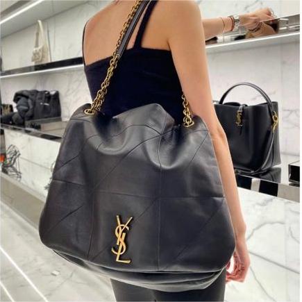 Saint Laurent Jamie Leather Shoulder Bag 0424031809