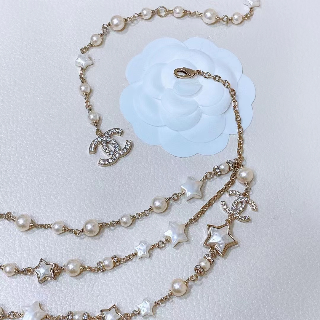 Chanel Women CC Chain Belt Metal Resin Glass Pearls Strass Gold Pearly White Crystal