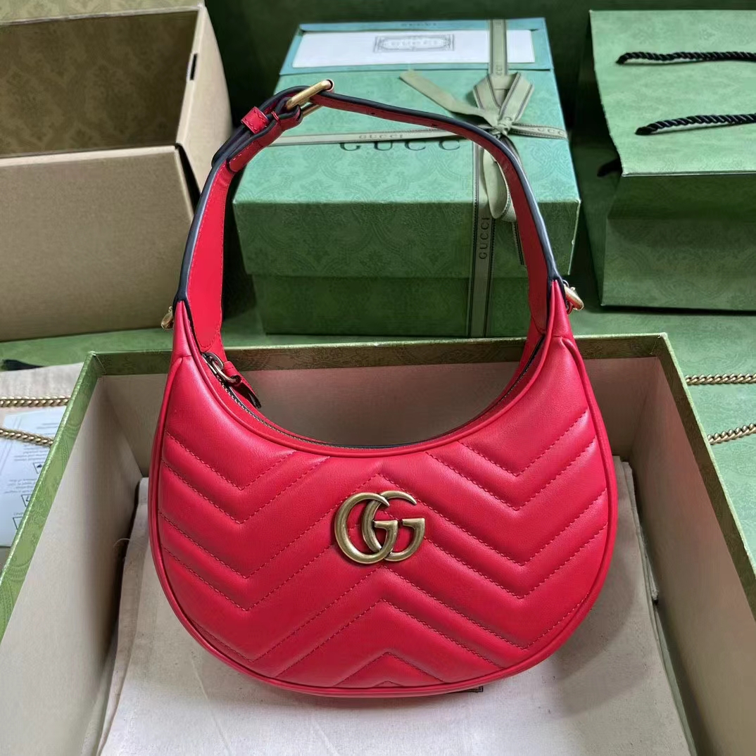 Gucci Women GG Marmont Matelassé Mini Bag Red Chevron Leather Double G