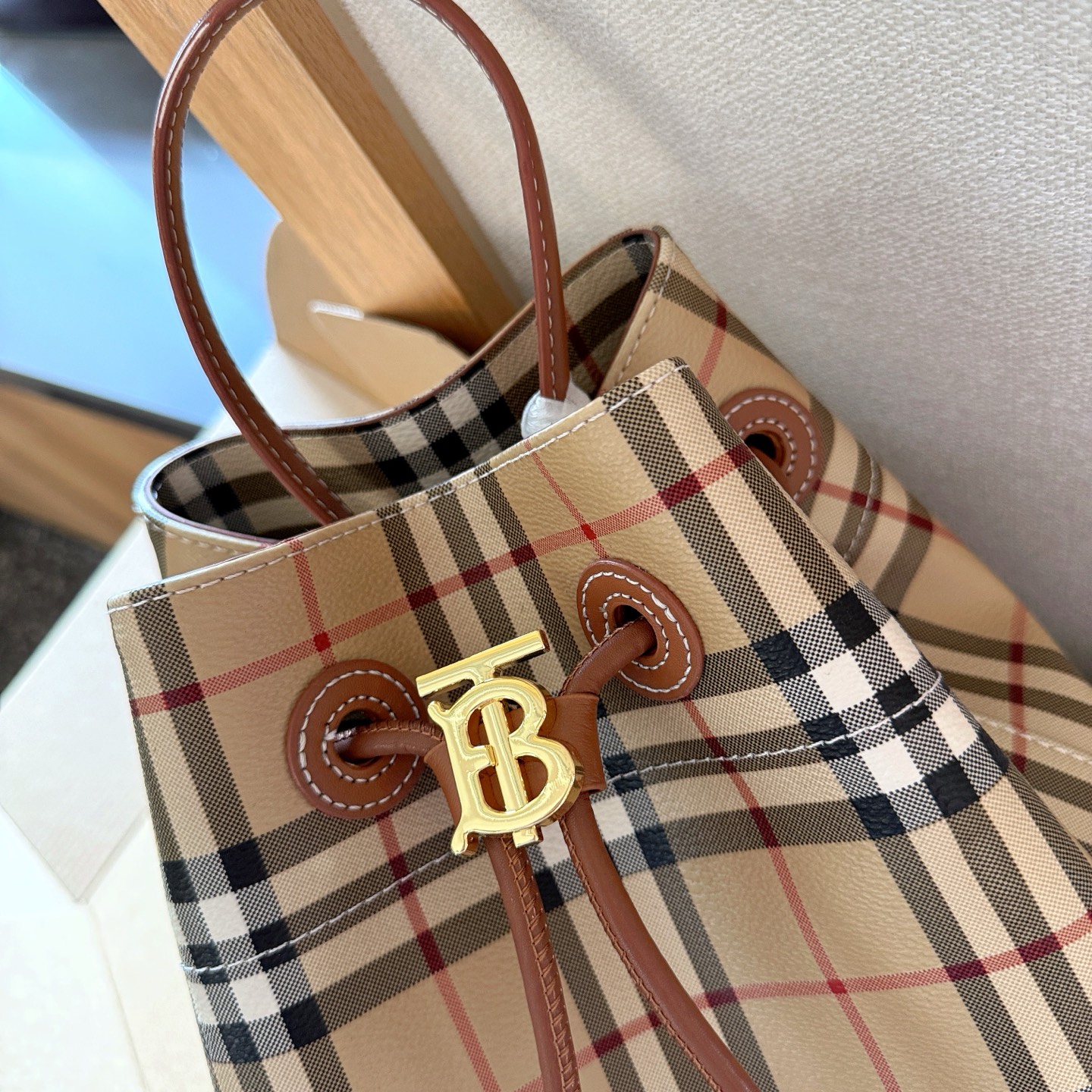 25 BBR Exclusive Retro New Small Bucket Bags 0425040705