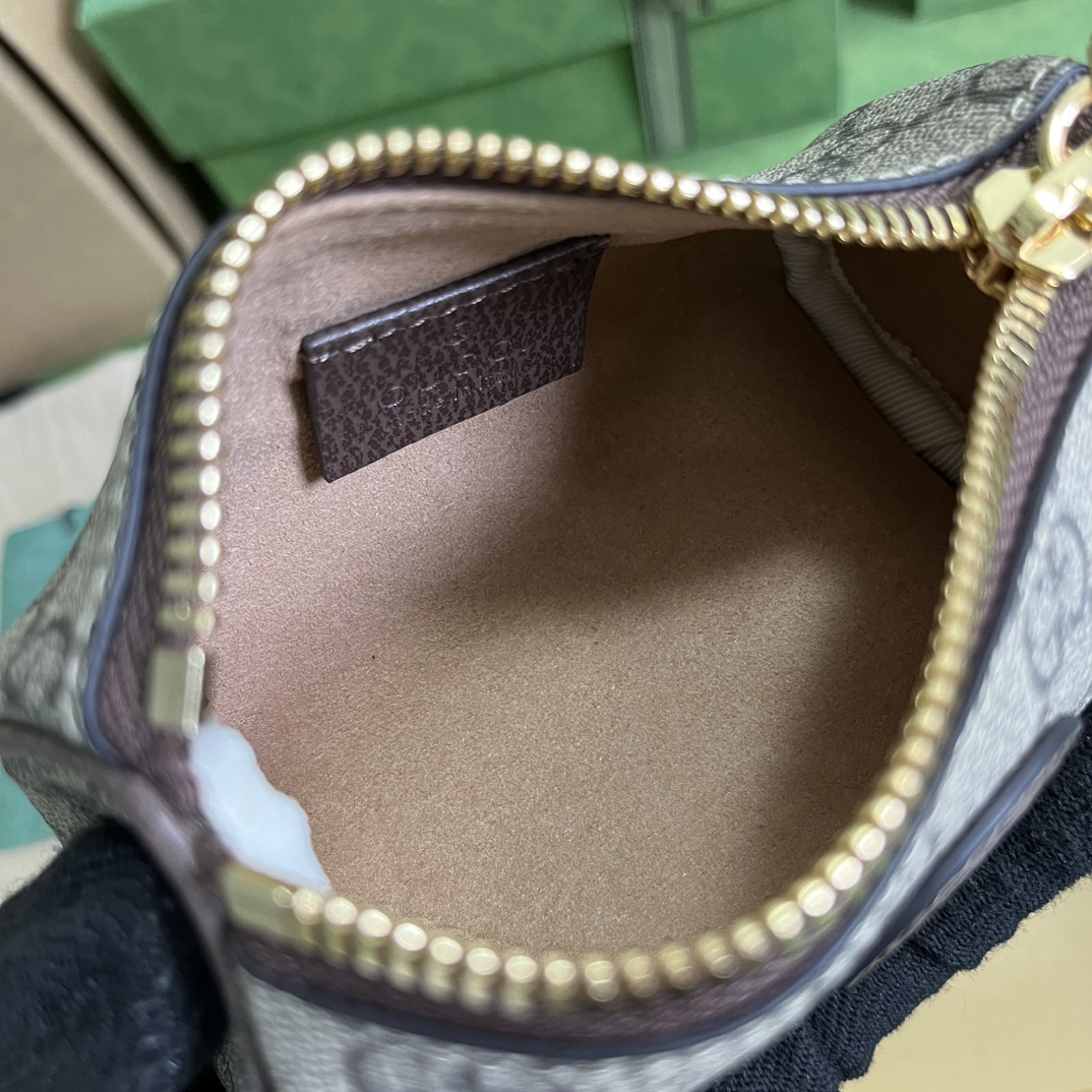 Gucci GG Unisex Coin Purse Double G Strawberry Beige Ebony GG Supreme Canvas