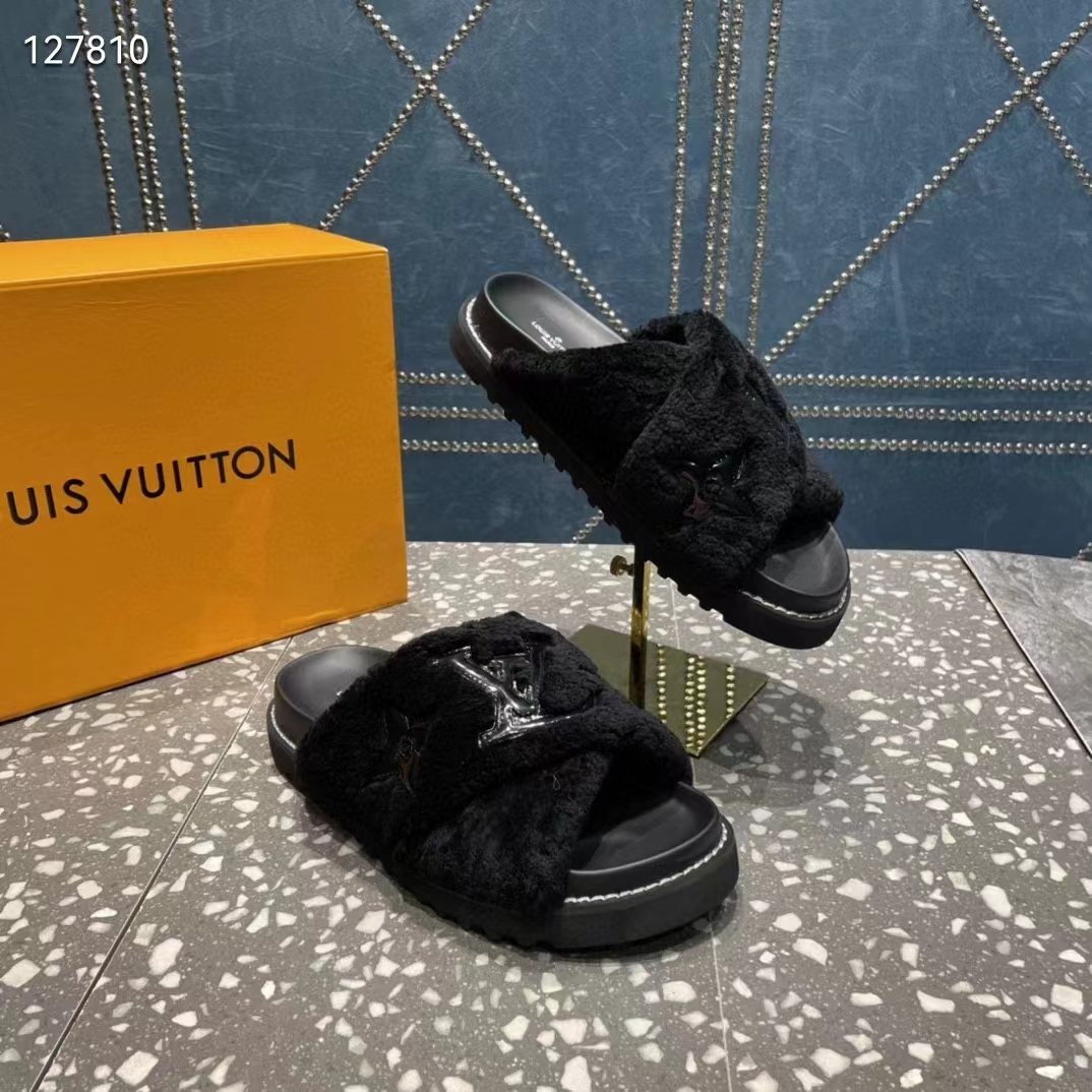 Louis Vuitton LV Women Paseo Flat Comfort Mule Black Shearling Anatomic Insole