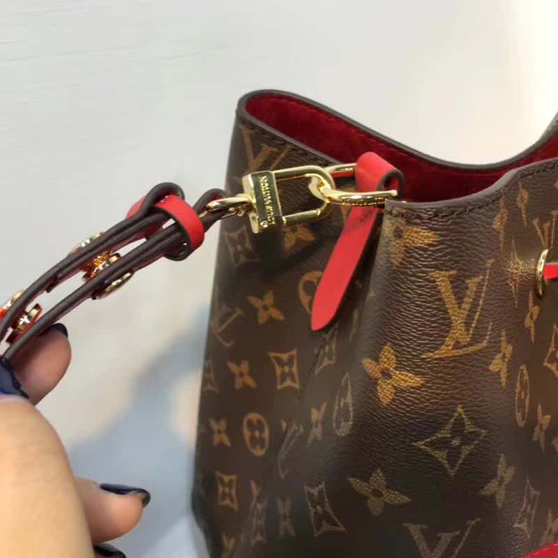 Louis Vuitton LV NEO NOÉ Epi Leather Bag M54366