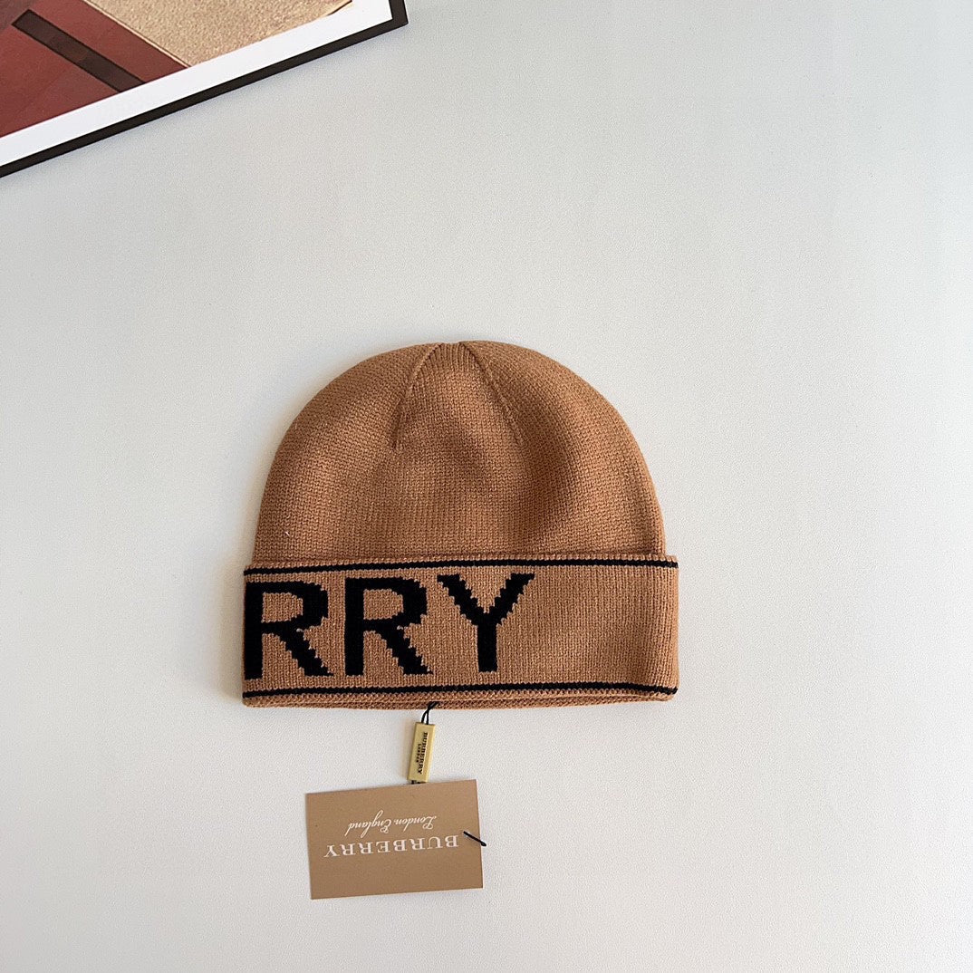 New Fashion Classic Versatile Knitted Hat 1024103116