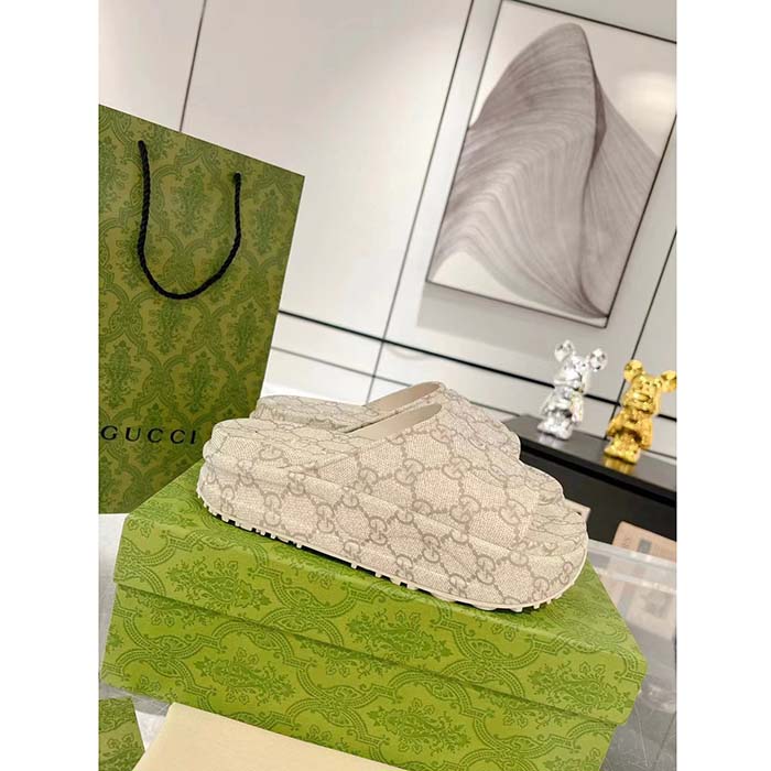 Gucci Unisex Slide Sandal Interlocking G Beige Ebony GG Rubber Low Heel