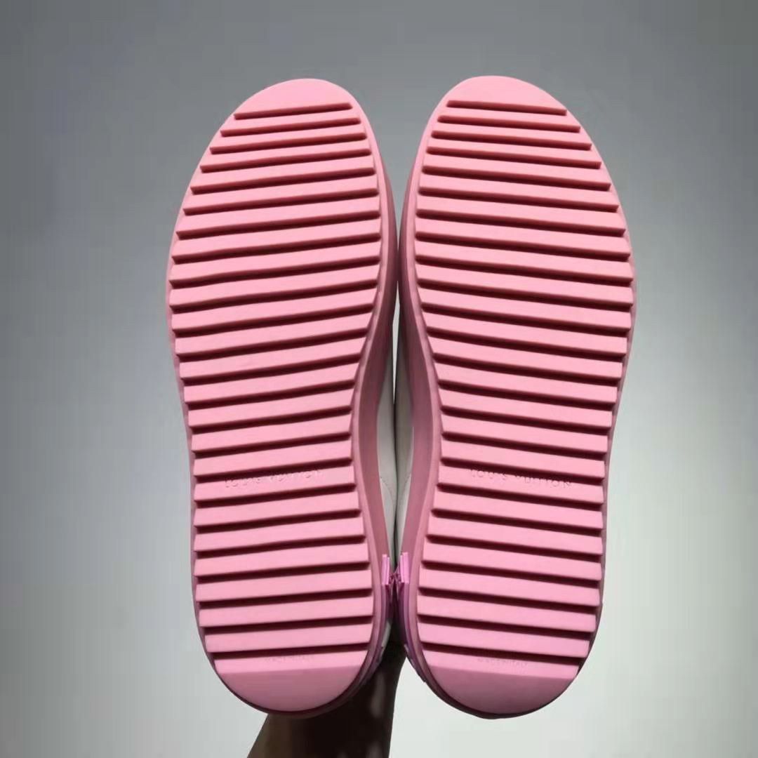 Louis Vuitton LV Unisex Time Out Sneaker Printed Calf Leather 3-D Monogram Flowers-Pink