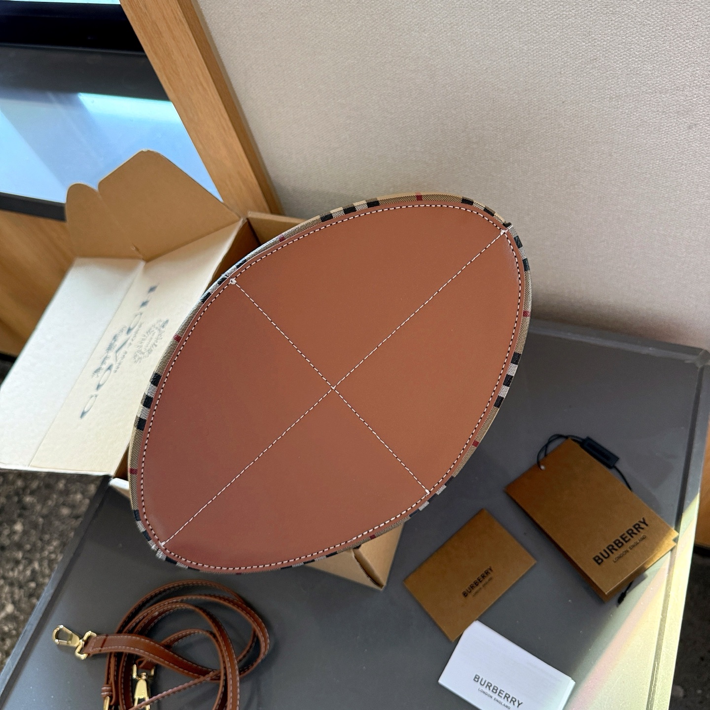 25 BBR Exclusive Retro New Small Bucket Bags 0425040705