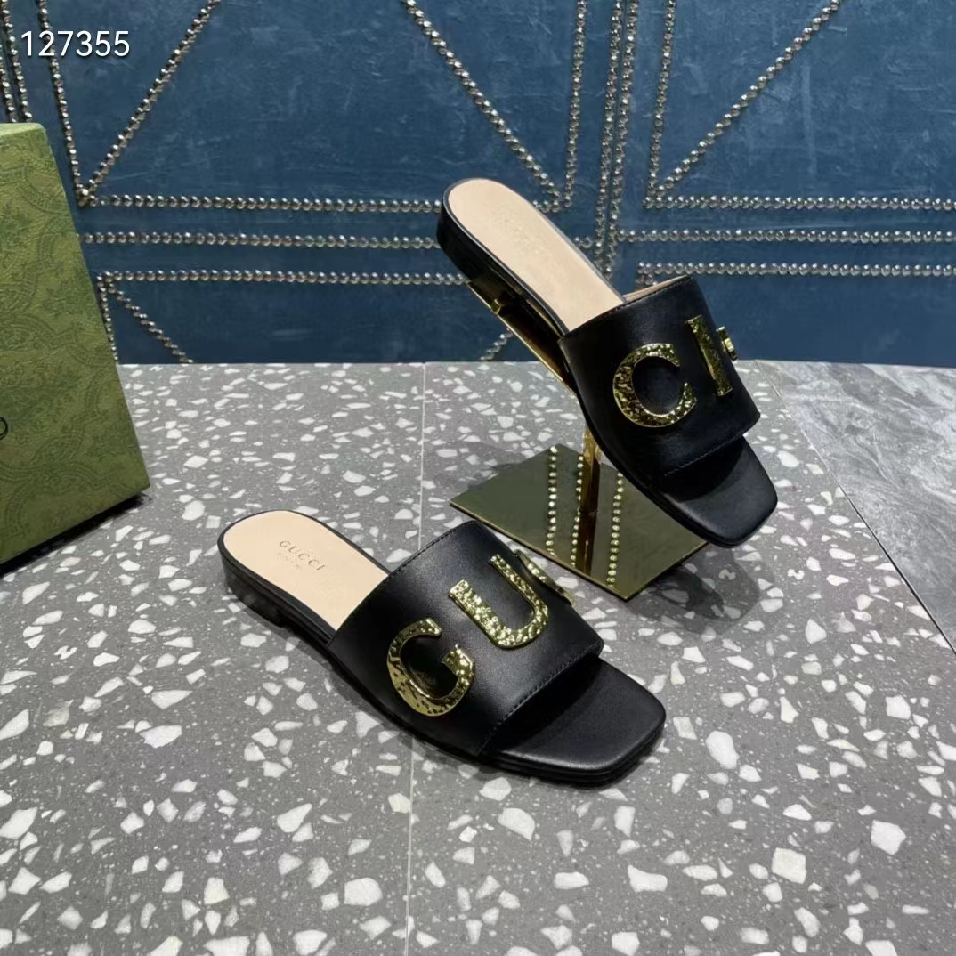 Gucci Women GG Slide Sandal Black Leather Textured Logo Star Flat 1 Cm Heel