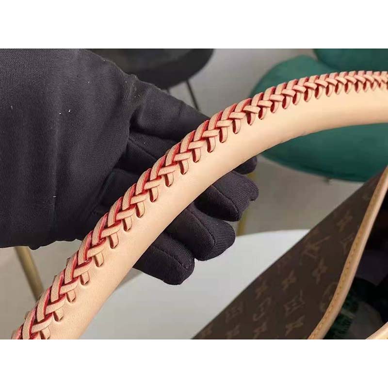 Louis Vuitton Unisex Artsy MM Monogram Coated Canvas Natural Cowhide Leather