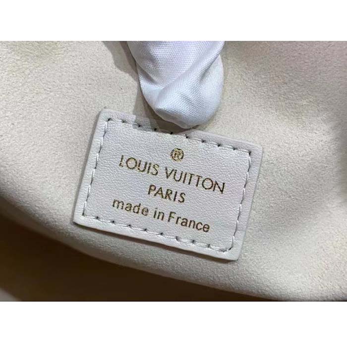 Louis Vuitton LV Women Lock It MM Crème Beige Taurillon Leather Calfskin Calf Leather