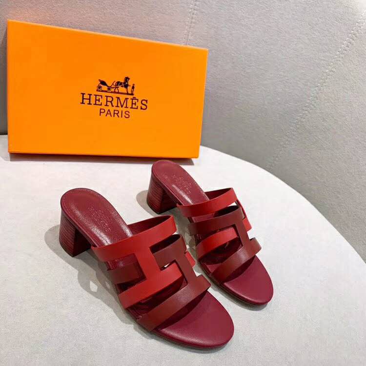 Hermes Women Amica Sandal Calfskin Two Intertwined Initials Straight Cut Edges-Red