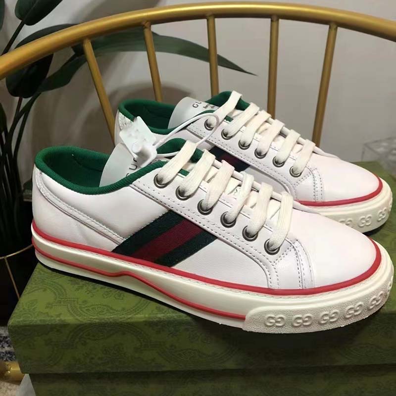 Gucci Unisex Gucci Tennis 1977 Sneaker White Leather Green Red Web Flat