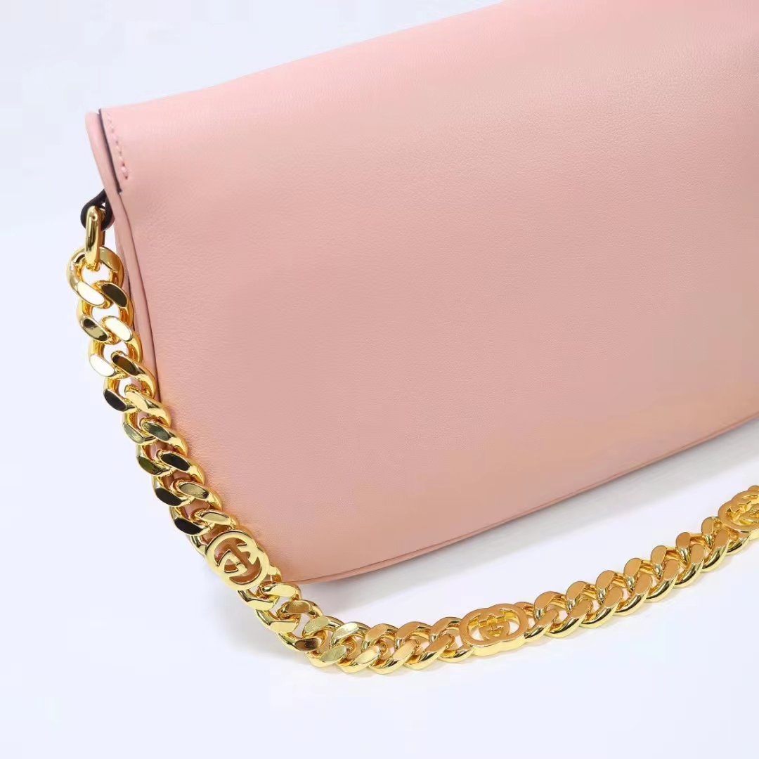 Gucci Women GG Blondie Shoulder Bag Light Pink Leather Round Interlocking G