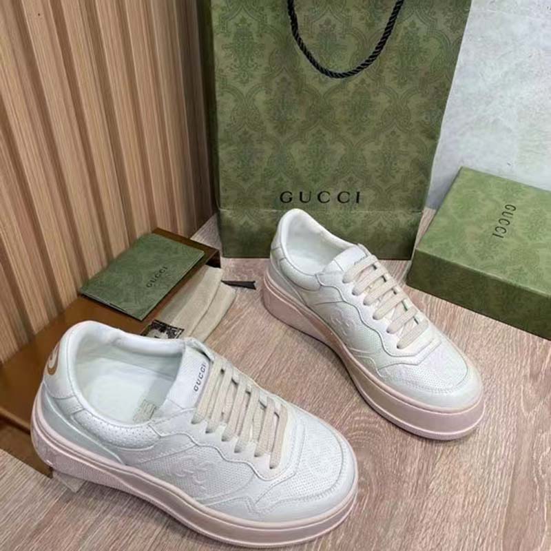 Gucci Unisex GG Embossed Sneaker White Leather Smooth Leather Lace Up Flat