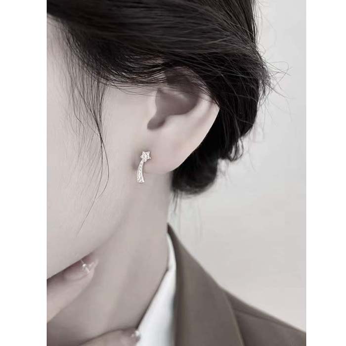 Chanel Women CC Etoile Filante Earrings 18K White Silver Diamonds