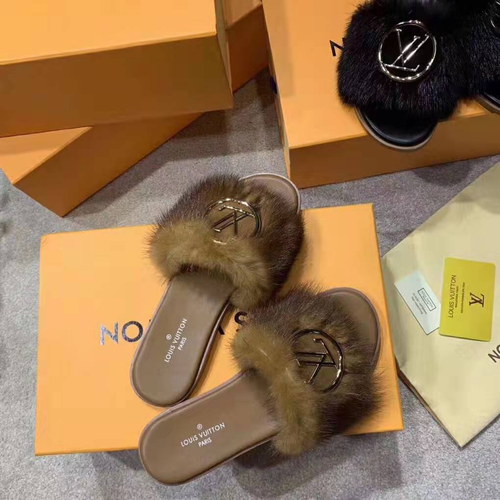 Louis Vuitton LV Women Lock It Mule in Mink and Leather-Brown