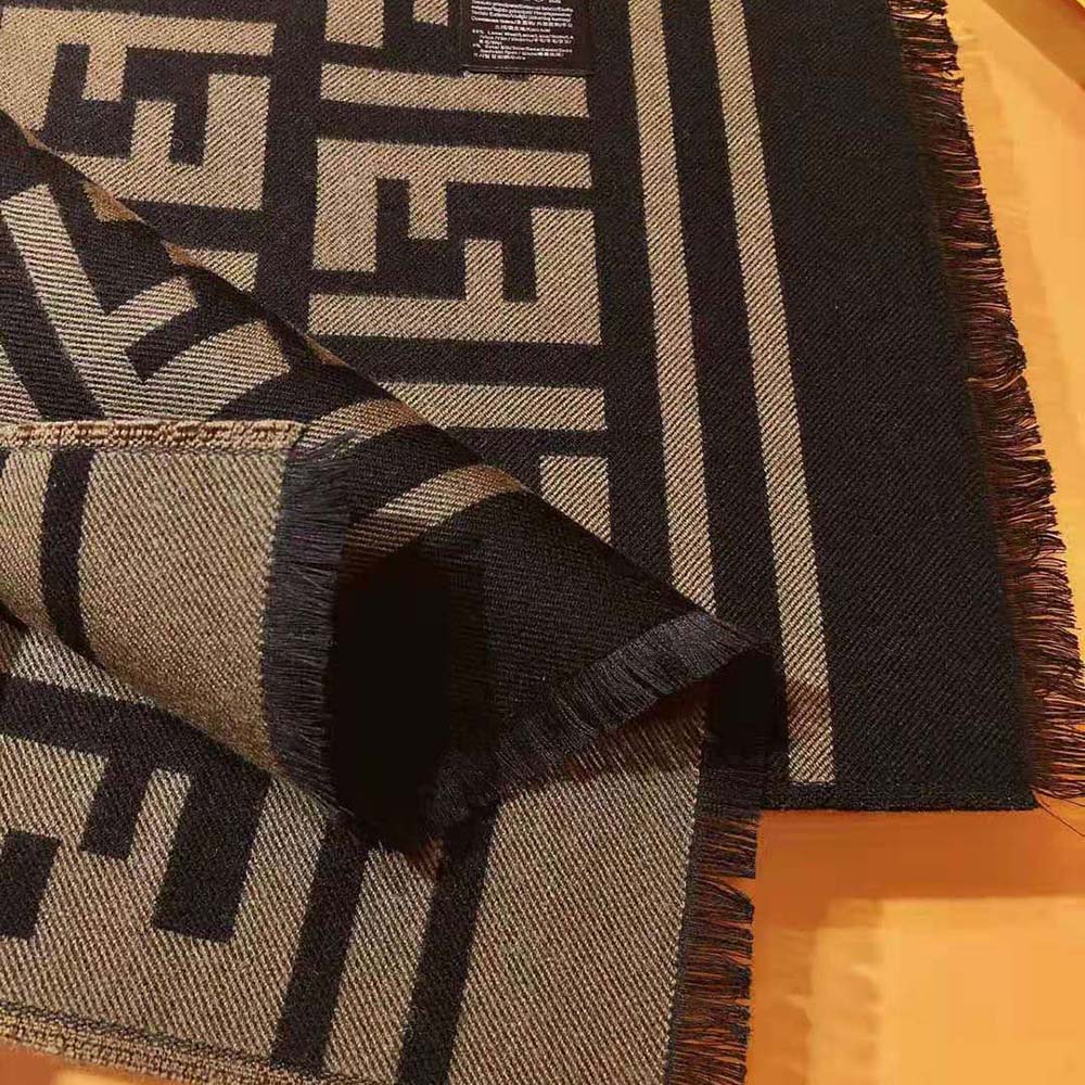 Fendi Women Black Wool and Silk Scarf