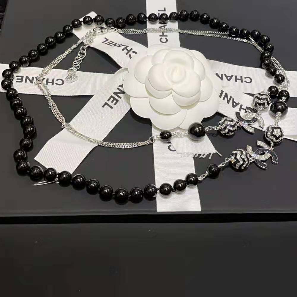 Chanel Women Long Necklace in Metal Glass Pearls and Strass
