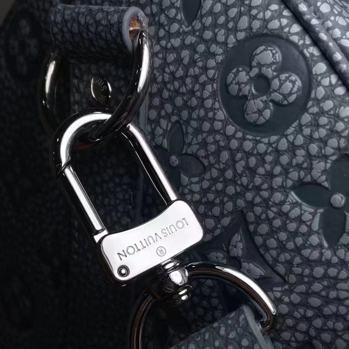Louis Vuitton LV Unisex Keepall Bandoulière 50 Granite Taurillon Monogram Embossed Cowhide Leather