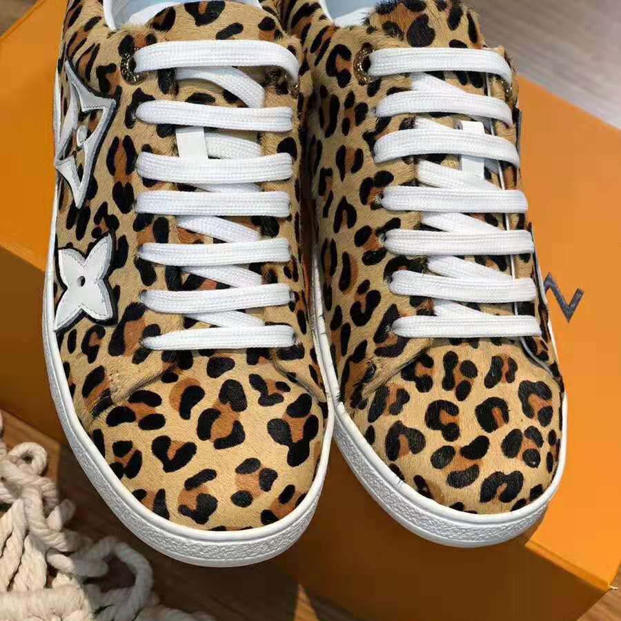 Louis Vuitton LV Women Frontrow Sneaker in Pony-Styled Calf Leather-Brown