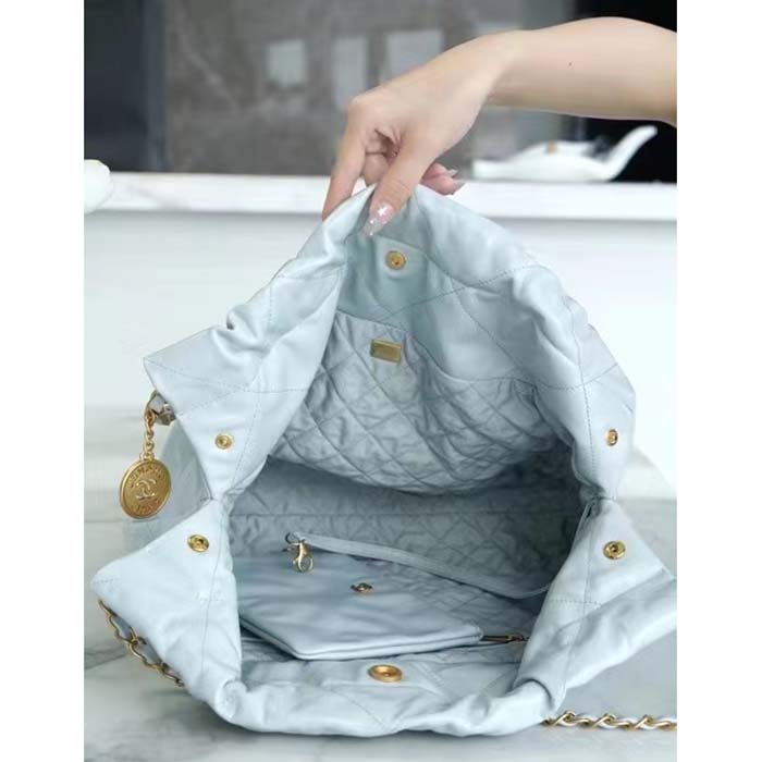 Chanel Women CC 22 Handbag Shiny Calfskin & Gold-Tone Metal Light Blue