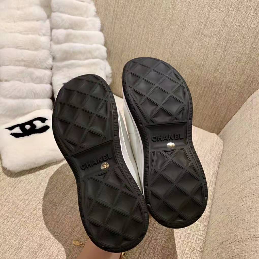 Chanel Women Sneakers in Velvet Calfskin & Mixed Fibers 1 cm Heel-Beige