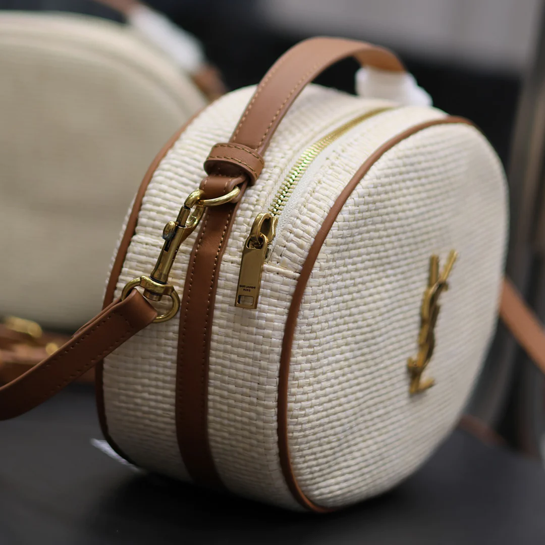 New Fashion Versatile Bag Handbag 1024031418