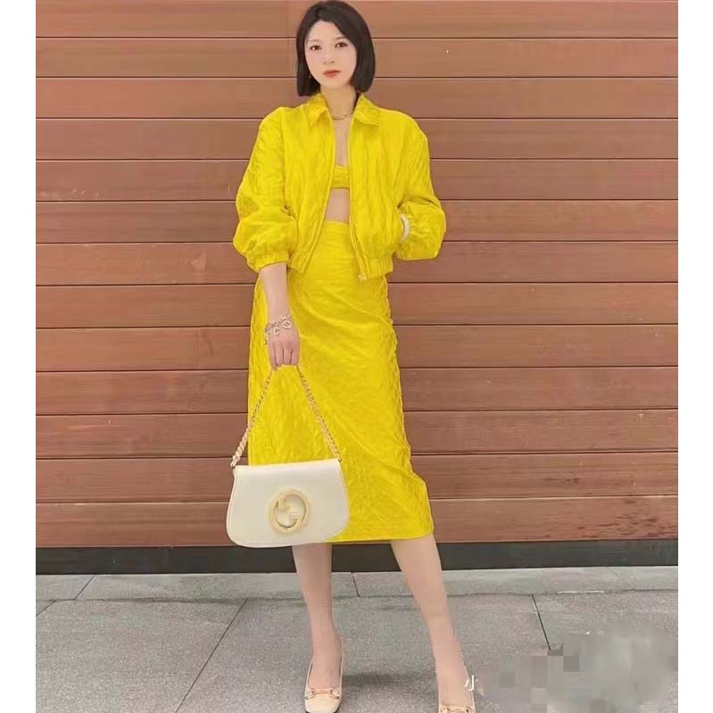 Gucci Women GG Blondie Shoulder Bag White Leather Round Interlocking G