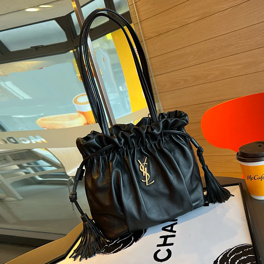 New Fashion Versatile Handheld Crossbody Bag 1024061314